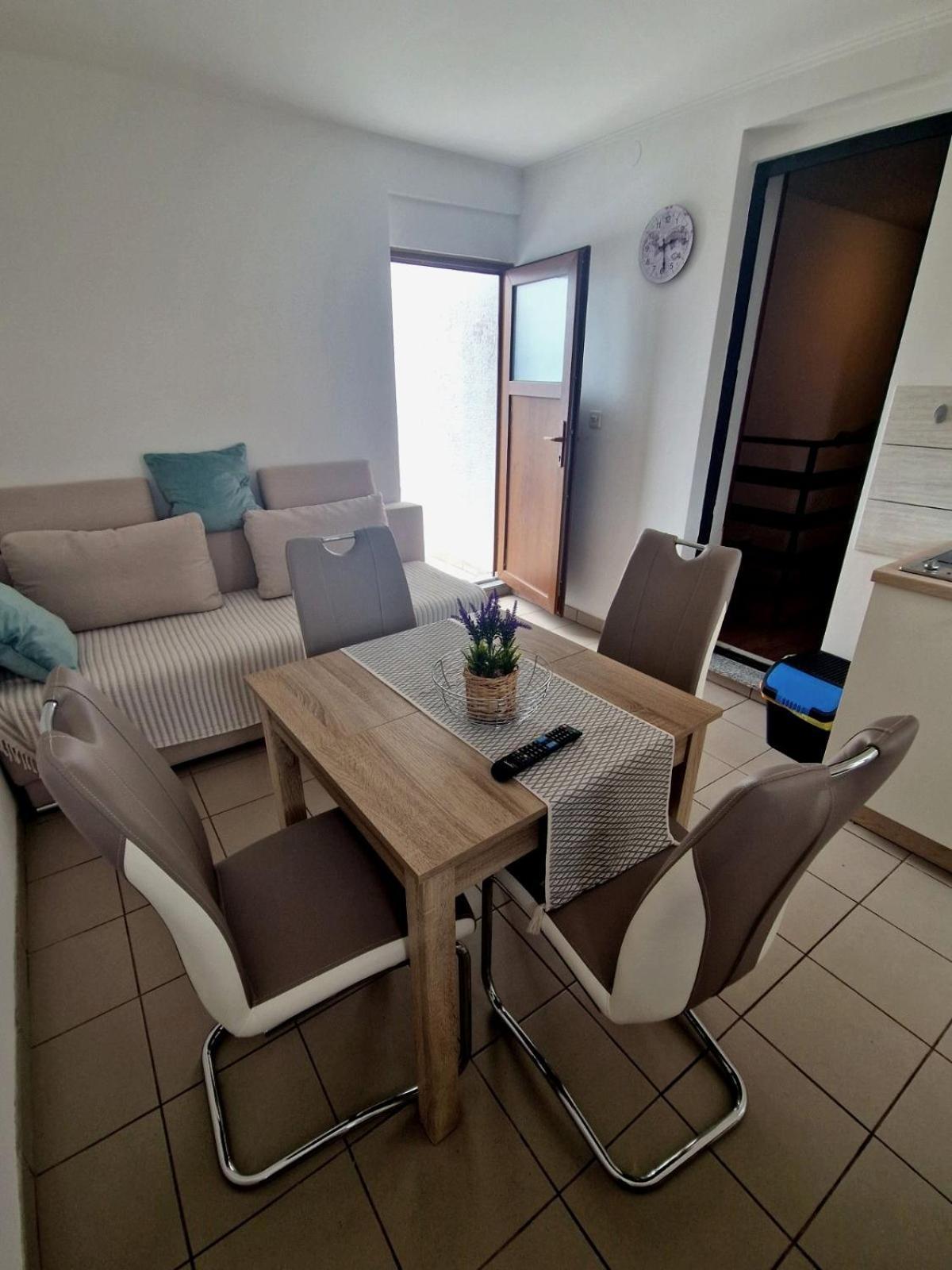 Apartman Seka 克拉列维察 外观 照片